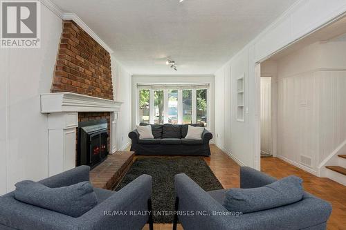 5081 Brady Avenue, Burlington, ON 