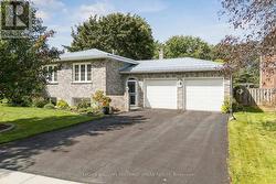 190 HILLTOP DRIVE East Gwillimbury, ON L9N 1B8