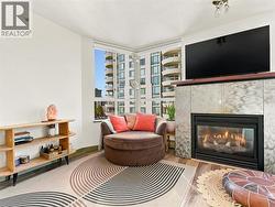 1507 1003 PACIFIC STREET Vancouver, BC V6E 4P2