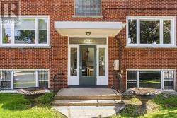 4 - 117 MACDONALD STREET Ottawa, ON K2P 1H7