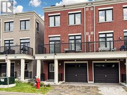 14 BAKER HILL BOULEVARD Whitchurch-Stouffville, ON L4A 4W8