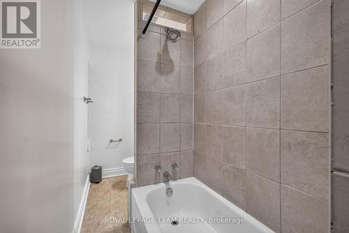 Bathroom - 109 Florence Street, Ottawa, ON 