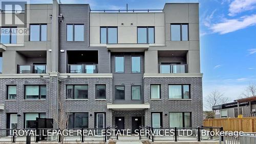 16 - 3472 WIDDICOMBE WAY  Mississauga, ON L5L 0B8