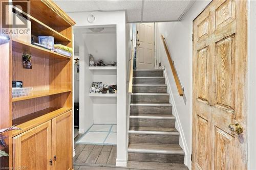 23 Desantis Court, Hamilton, ON 