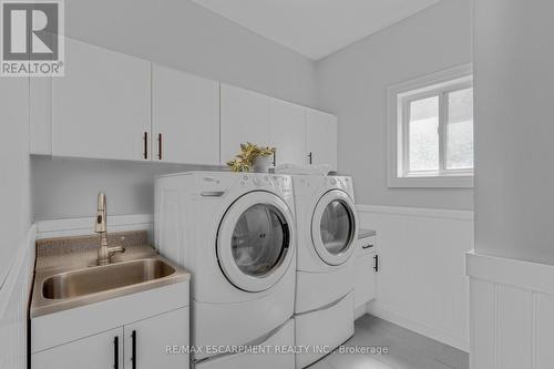 Main Floor Laundry with Garage Access - 4014 Jarvis Crescent, Burlington, ON 