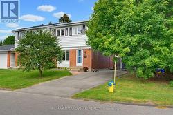 238 MCELROY DRIVE  Ottawa, ON K2L 1Y1