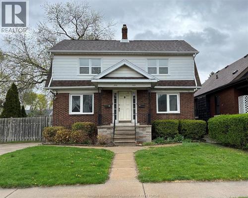 2316-2318 CHILVER  Windsor, ON N8W 2V5
