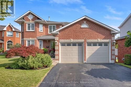 35 LIVING COURT  Clarington (Courtice), ON L1E 2V6
