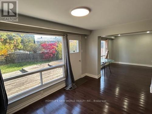 MAIN & 2ND FLOORS - 31 WELLPARK BOULEVARD , Toronto, Ontario M1V 1B5 5