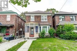 15 OAKVIEW AVENUE Toronto, ON M6P 3J3