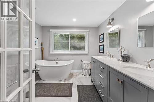 373 Forestlawn Road, Waterloo, ON 