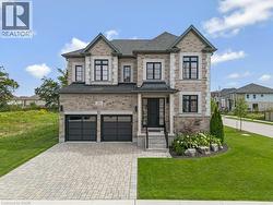 211 AMBROUS Crescent Guelph, ON N1G 0G3