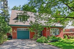 605 HIGHLAND AVENUE  Ottawa, ON K2A 2K2