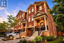 1 SAINT JULIEN COURT  Vaughan, ON L6A 5B2
