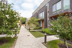 312 - 46 CURZON STREET Toronto, ON M4M 0C2