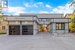 32 COLTON CRESCENT S Vaughan, ON L4L 3L7