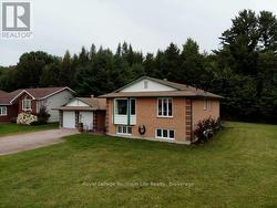 27 VILLENEUVE COURT West Nipissing (Sturgeon Falls), ON P2B 3G8