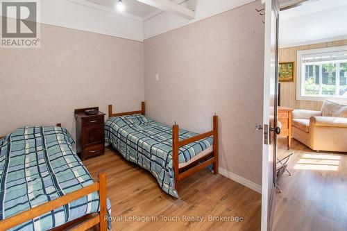 10 Pilon Road, Tiny, ON 