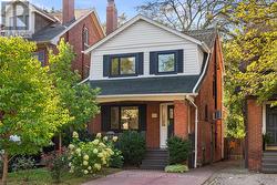 231 HEATH STREET E Toronto, ON M4T 1T1