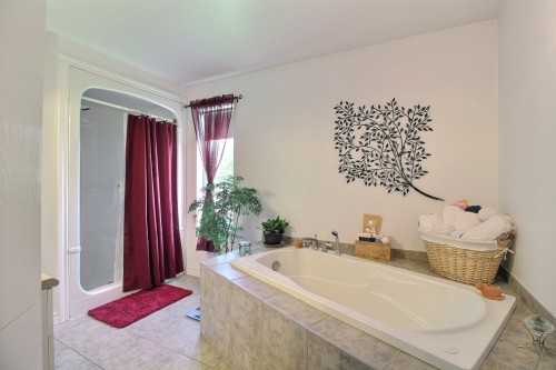 Salle de bains - 118 Rue Du Quartz, Val-D'Or, QC 