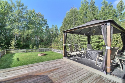 Terrasse - 118 Rue Du Quartz, Val-D'Or, QC 