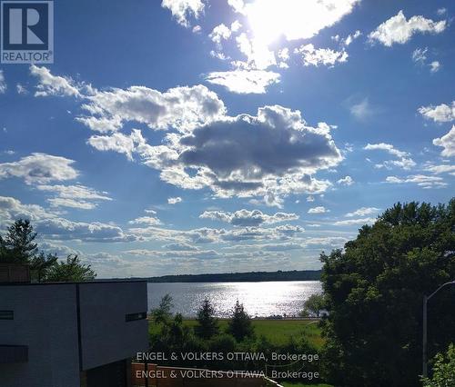 281 Kirchoffer Avenue, Ottawa, ON 