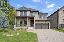 153 LAWRENCE AVENUE Richmond Hill, ON L4C 1Z4