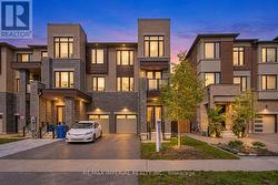212 VERMONT AVENUE Newmarket, ON L3X 0M6