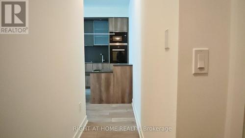 4005 - 11 YORKVILLE AVENUE , Toronto, Ontario M4W 1L2 4