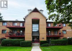812 - 1508 PILGRIMS WAY Oakville, ON L6M 3H1