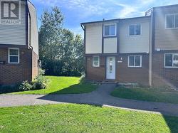 7 - 1370 FOXWELL STREET Ottawa, ON K1B 5J2