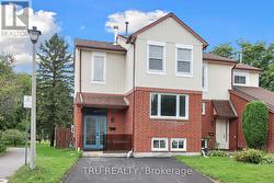 52 GREENBORO CRESCENT Ottawa, ON K1T 1W5
