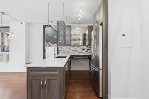 551-950 Rue Notre-Dame O. , Montréal (Le Sud-Ouest), QC H3C 0K3 3