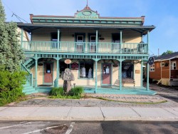 2503  - 2513 Rue de l'Église  Val-David, QC J0T 2N0