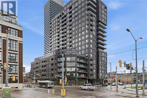 1 VICTORIA Street Unit# 1902  Kitchener, ON N2G 0B5
