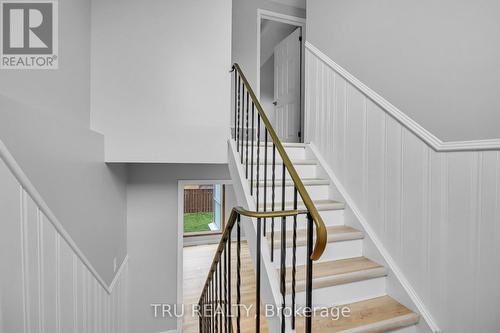52 Greenboro Crescent, Ottawa, ON 