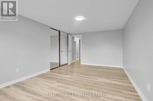 52 Greenboro Crescent, Ottawa, ON 