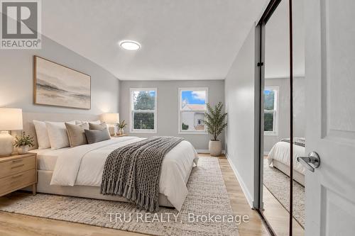 52 Greenboro Crescent, Ottawa, ON 