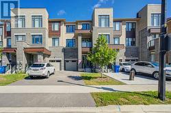 216 VERMONT AVENUE Newmarket, ON L3X 2Y8