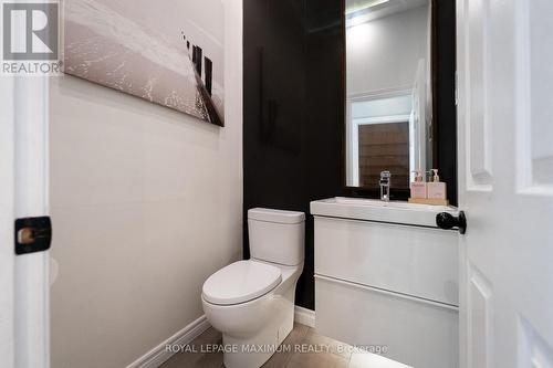 5221 Garland Crescent, Burlington, ON 
