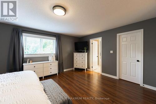 5221 Garland Crescent, Burlington, ON 