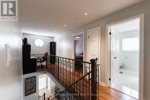 5221 Garland Crescent, Burlington, ON 