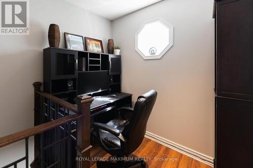 5221 Garland Crescent, Burlington, ON 