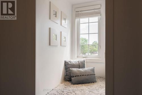 5221 Garland Crescent, Burlington, ON 