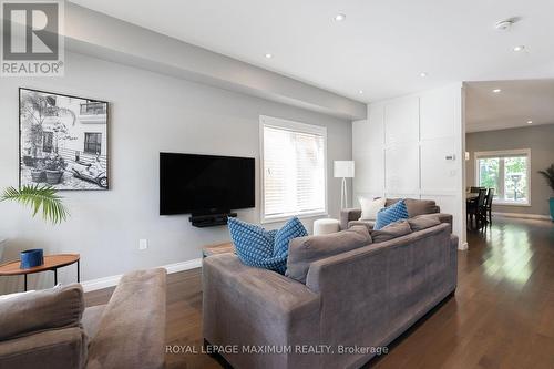 5221 Garland Crescent, Burlington, ON 