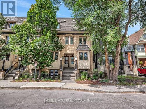 A - 103 THIRD AVENUE  Ottawa, ON K1S 2J7
