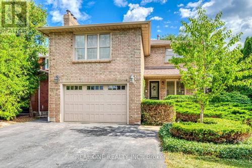 1384 BRAMBLEWOOD GREEN  Oakville, ON L6M 2R5