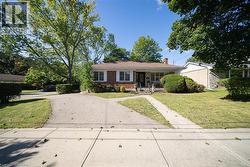 57 DEVON Street Brantford, ON N3R 1M5