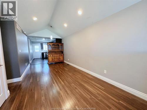 1977 NORTHWAY AVENUE Unit# UPPER , Windsor, Ontario N9B 0A3 3