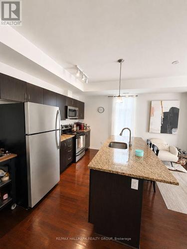 E - 861 BLACKCOMB PRIVATE , Ottawa, Ontario K1G 4E4 4